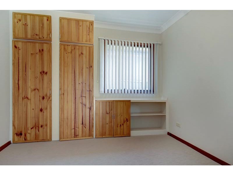 33 Edgeworth Avenue, Kanahooka NSW 2530