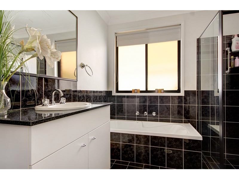 65 Horsley Drive, Horsley NSW 2530