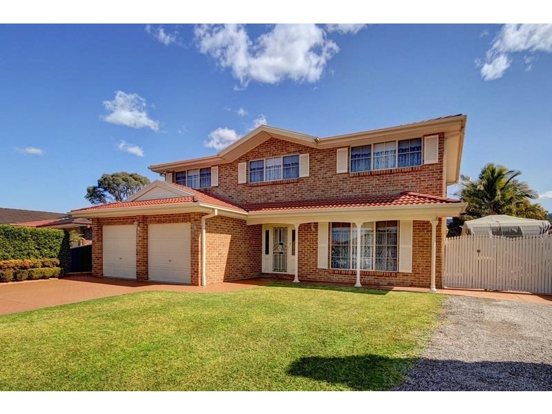 8 Amanda Place, Horsley NSW 2530