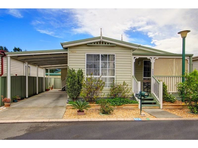 123 Callistemon Crescent, Kanahooka NSW 2530