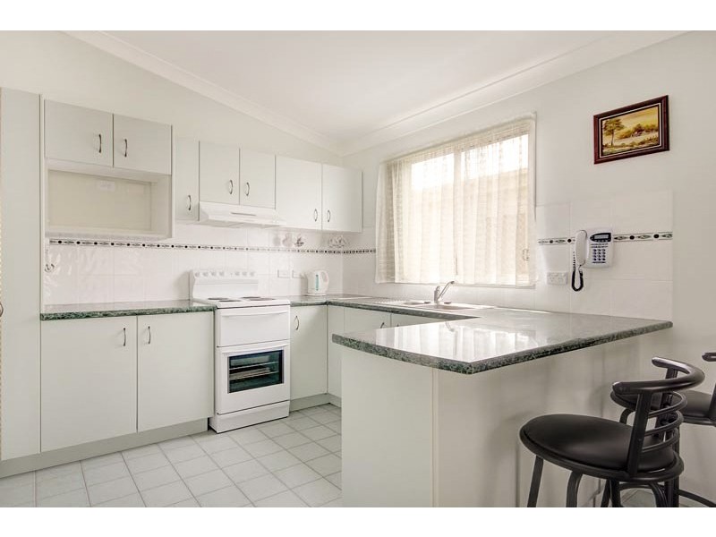 123 Callistemon Crescent, Kanahooka NSW 2530