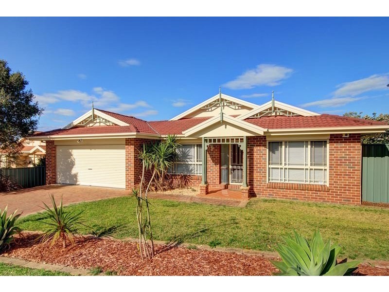 17 Highcroft Boulevard, Horsley NSW 2530
