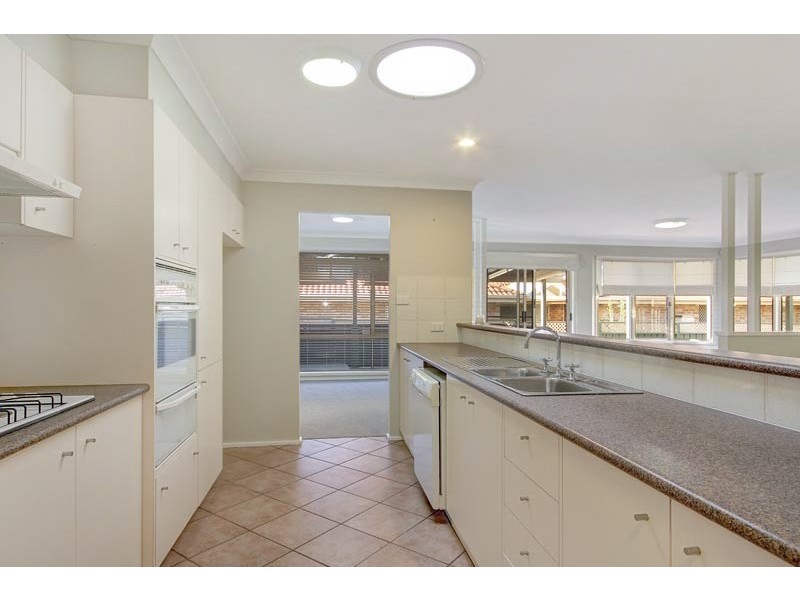 17 Highcroft Boulevard, Horsley NSW 2530