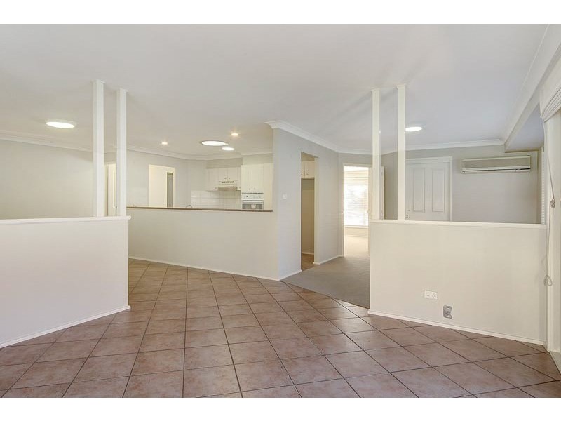 17 Highcroft Boulevard, Horsley NSW 2530