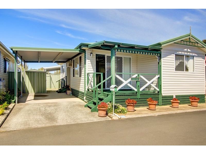 60 Angophora Crescent, Kanahooka NSW 2530