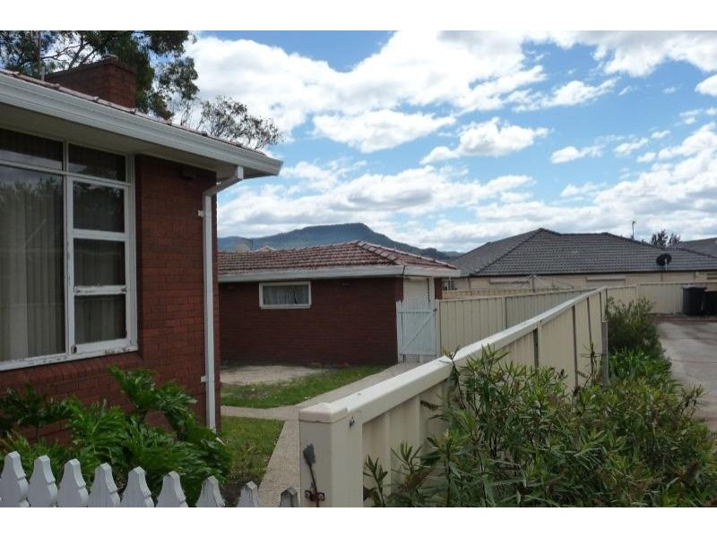 16 Unara Road, Dapto NSW 2530