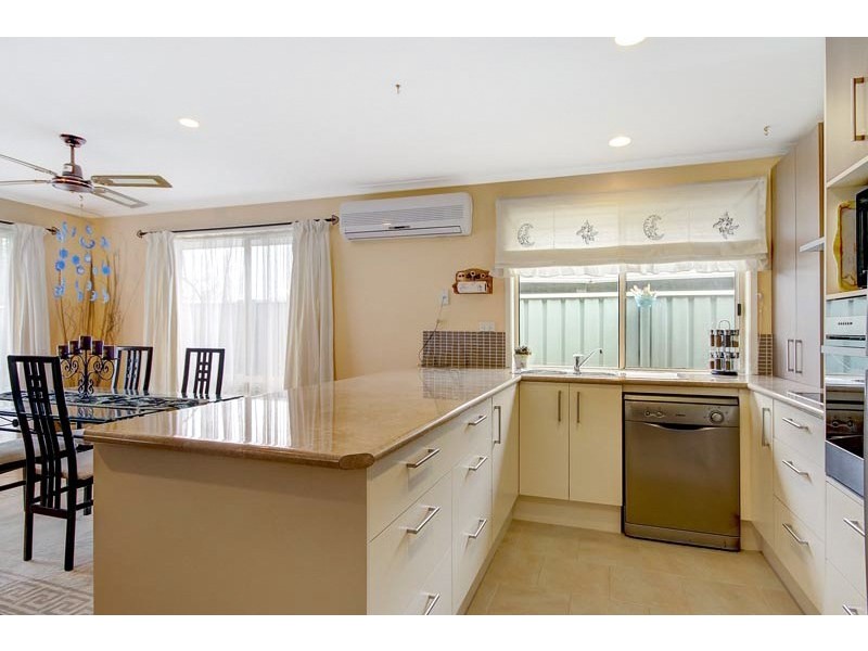 63 Sunnybank Crescent, Horsley NSW 2530