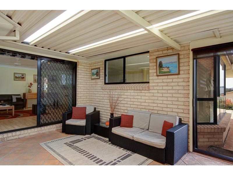 11 Unyah Place, Kanahooka NSW 2530