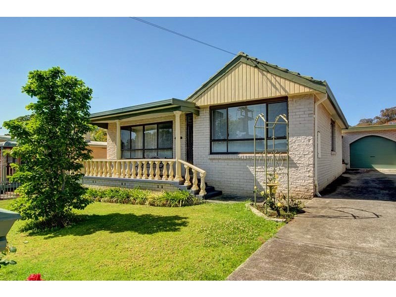 63 Parkside Drive, Dapto NSW 2530
