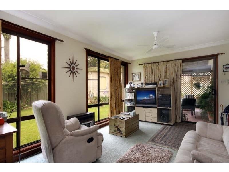 63 Parkside Drive, Dapto NSW 2530