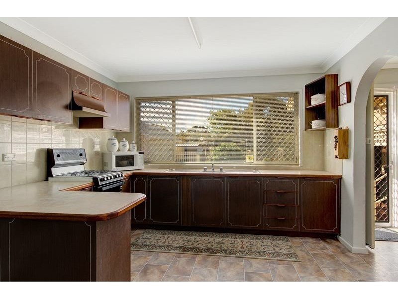 56 Addison Avenue, Lake Illawarra NSW 2528