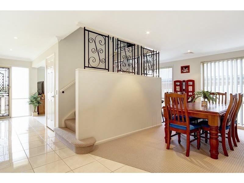 2 Erin Place, Horsley NSW 2530