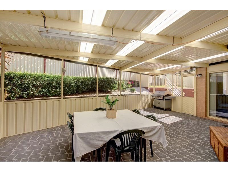 2 Erin Place, Horsley NSW 2530