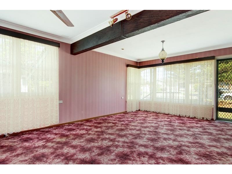 7 Bambil Crescent, Dapto NSW 2530