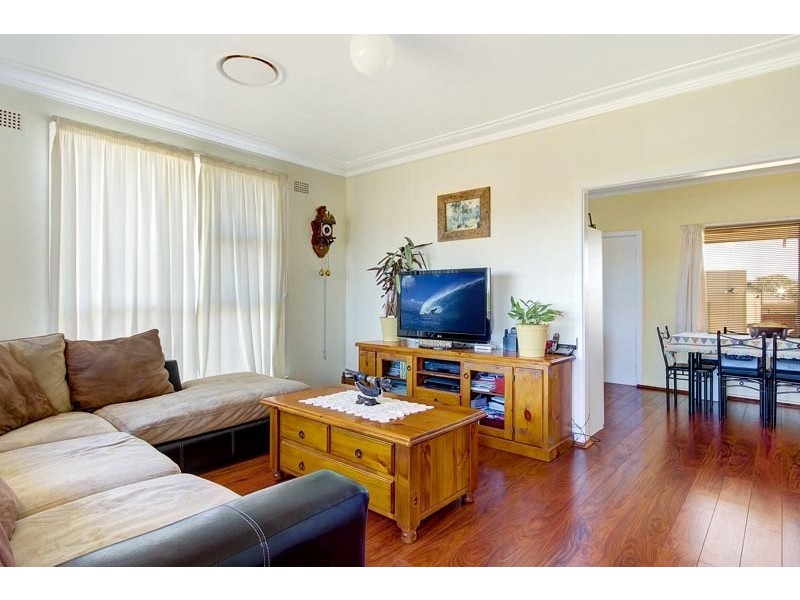 81 Kanahooka Road, Kanahooka NSW 2530