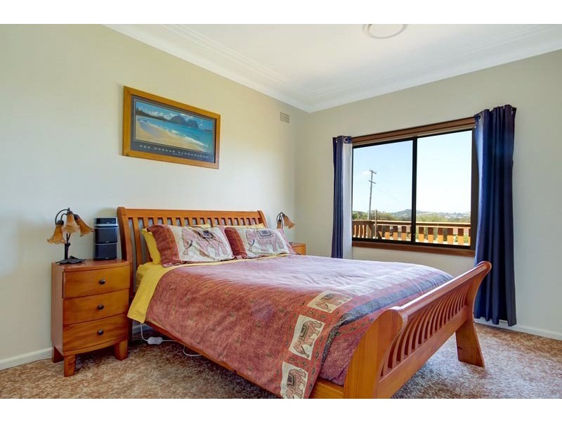 81 Kanahooka Road, Kanahooka NSW 2530