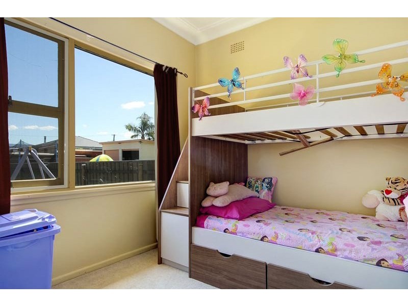 81 Kanahooka Road, Kanahooka NSW 2530