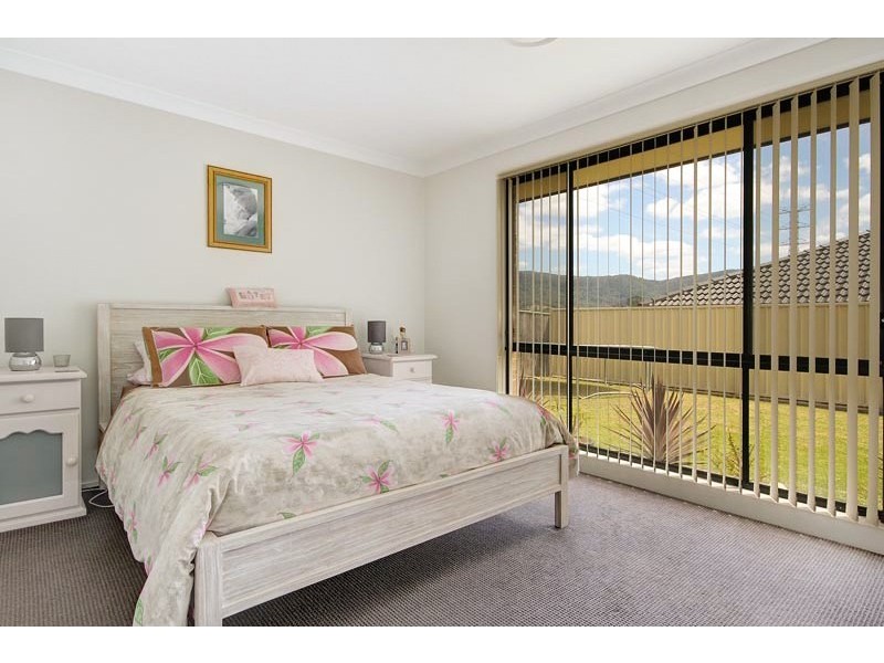 14 McLeod Place, Horsley NSW 2530