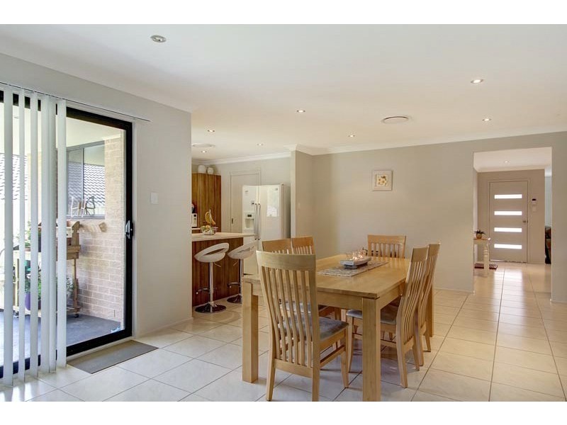 14 McLeod Place, Horsley NSW 2530