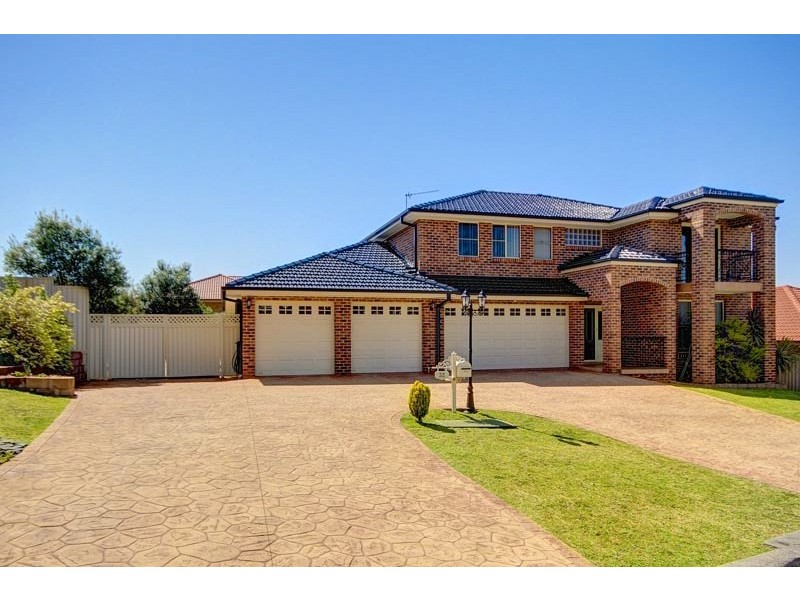 33 Glengarry Way, Horsley NSW 2530