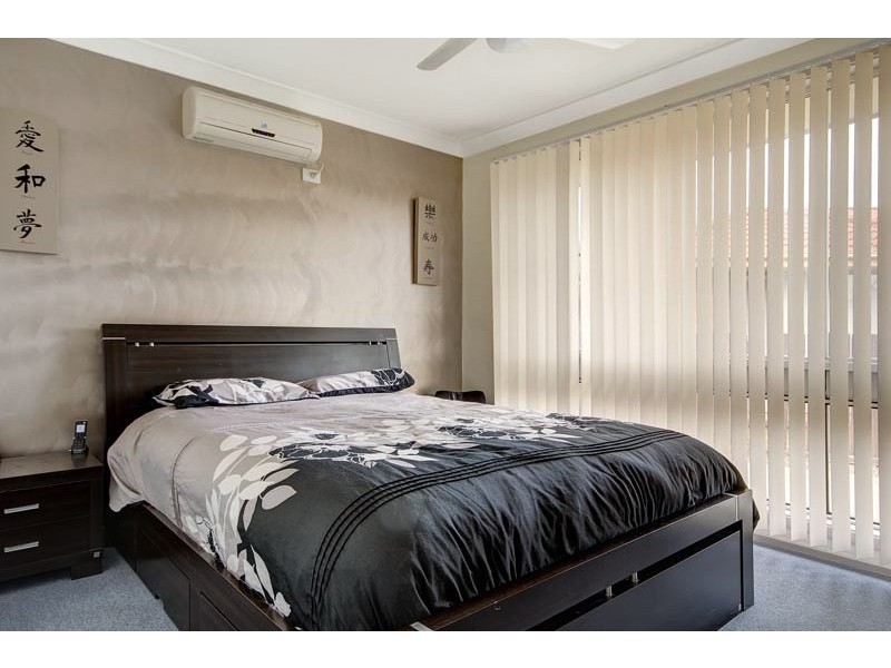 6 Greenbrook Place, Horsley NSW 2530