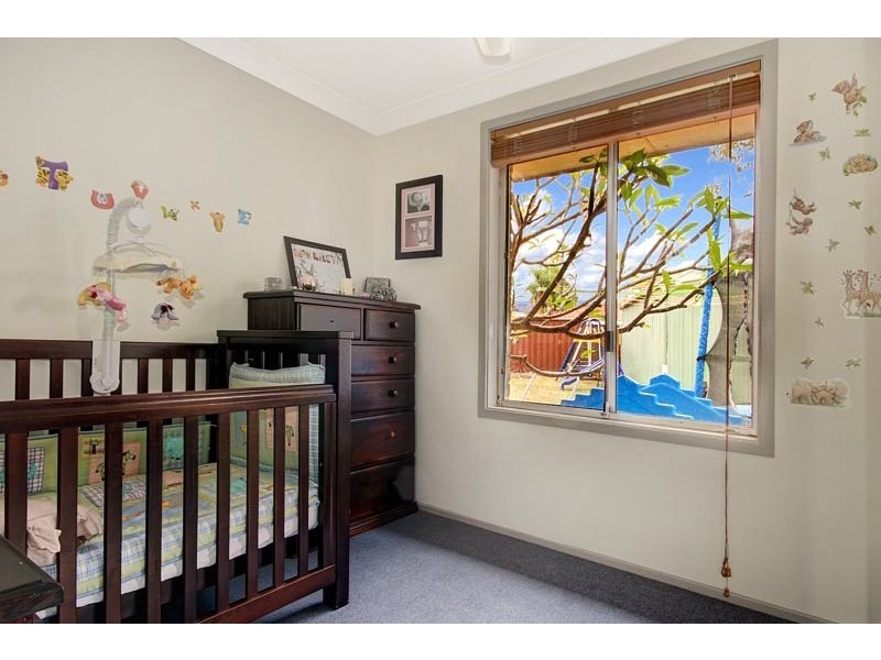 6 Greenbrook Place, Horsley NSW 2530