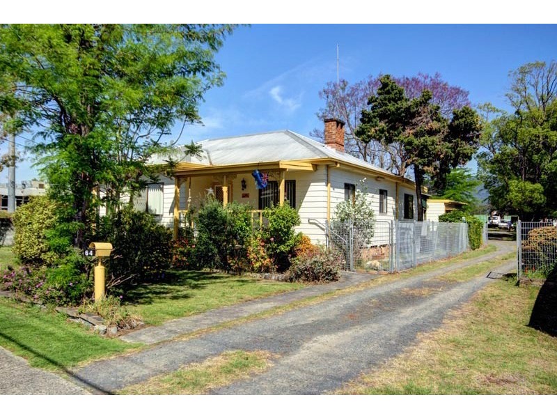 64 Marshall Street, Dapto NSW 2530