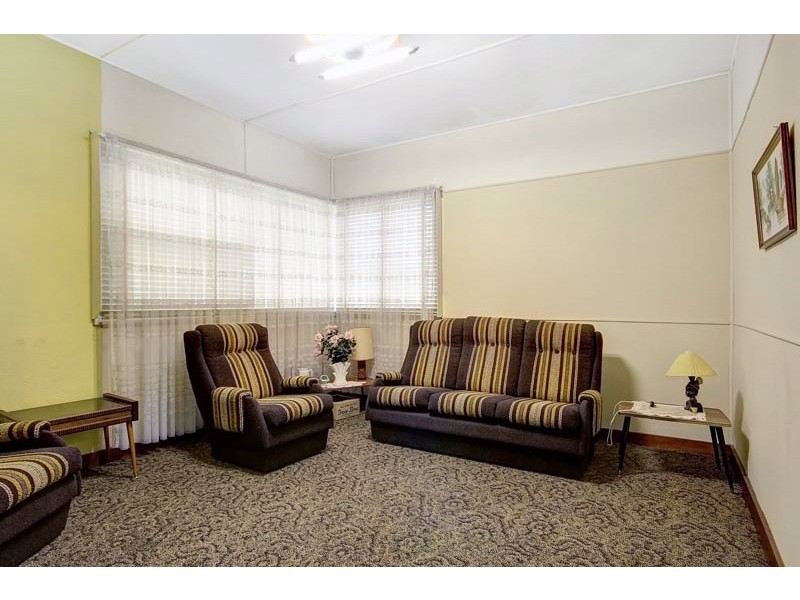 244 Princes Highway, Dapto NSW 2530