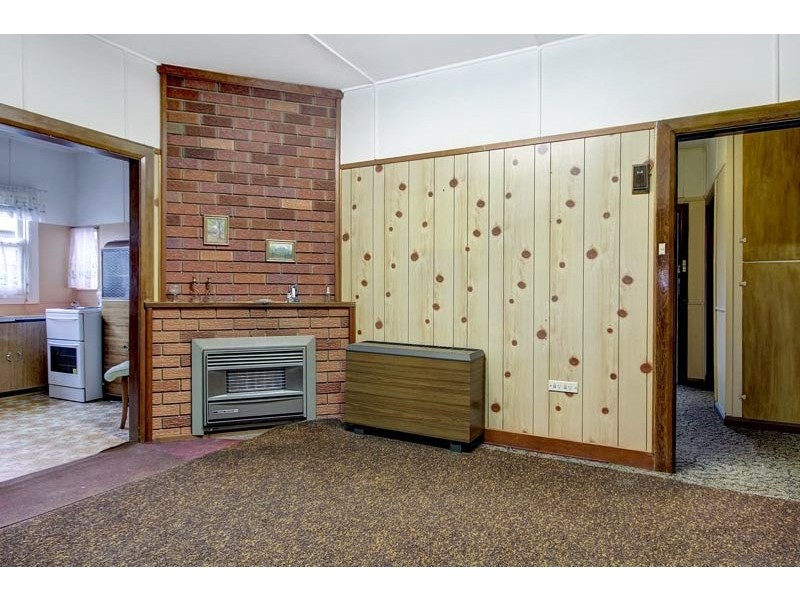 244 Princes Highway, Dapto NSW 2530