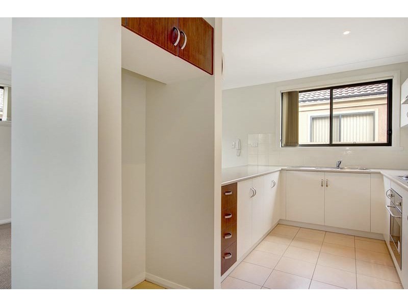 2/122 Bong Bong Road, Horsley NSW 2530