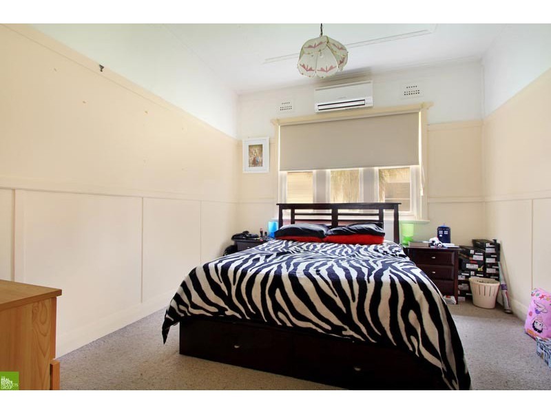 15 Princes Highway, Dapto NSW 2530