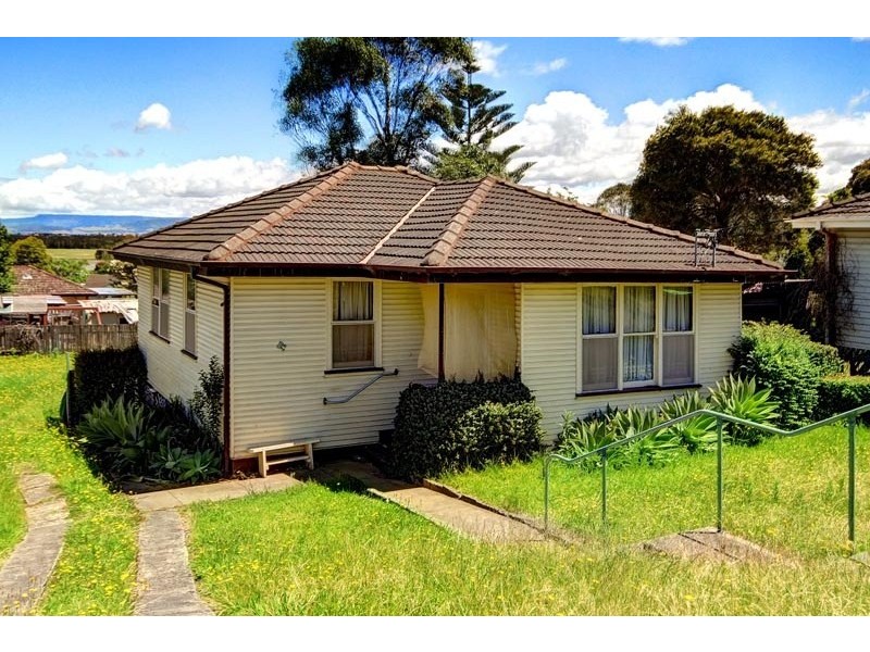 27 Cumberland Street, Berkeley NSW 2506
