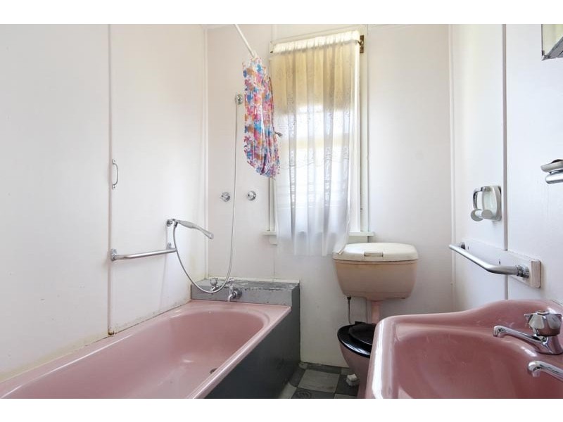 27 Cumberland Street, Berkeley NSW 2506