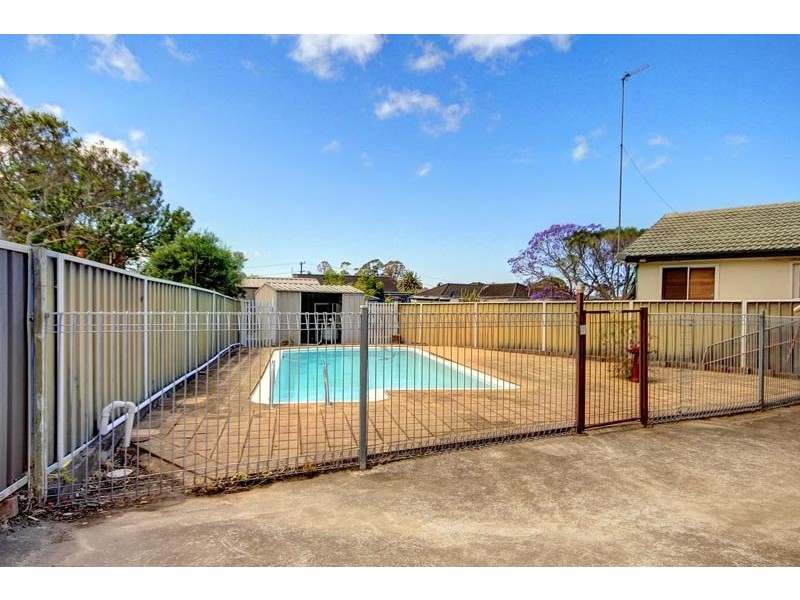 47 Craig Crescent, Dapto NSW 2530