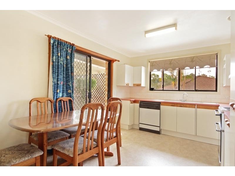 16 Horsley Drive, Horsley NSW 2530