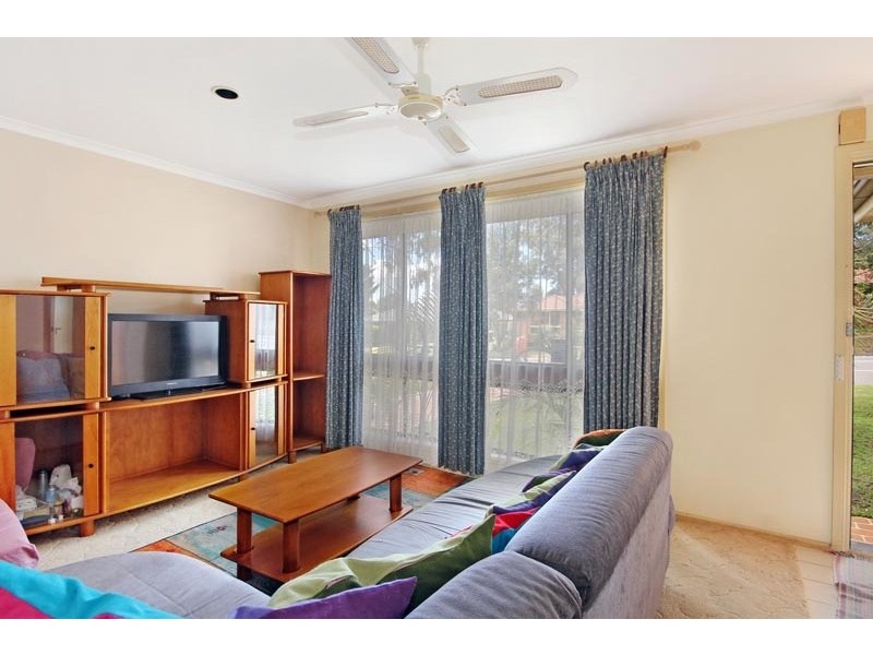 16 Horsley Drive, Horsley NSW 2530