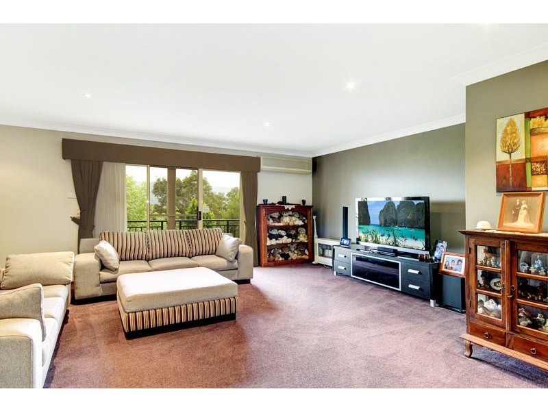 3 Carlyle Close, Dapto NSW 2530