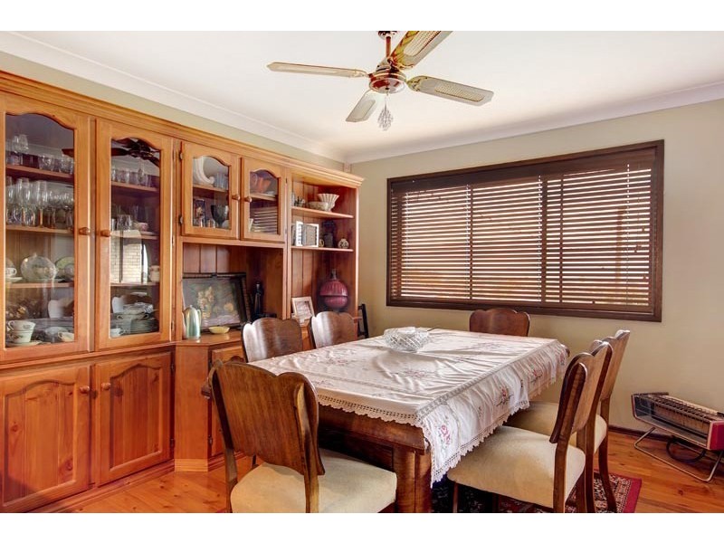 25 Bright Parade, Dapto NSW 2530