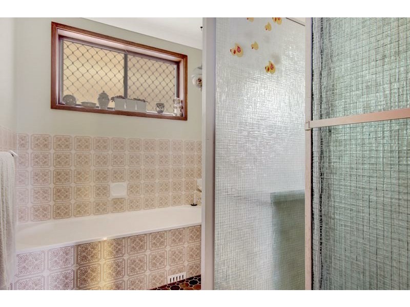 25 Bright Parade, Dapto NSW 2530