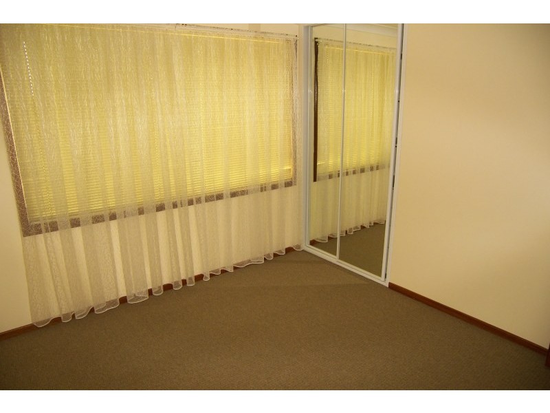 8 Lucas Drive, Horsley NSW 2530