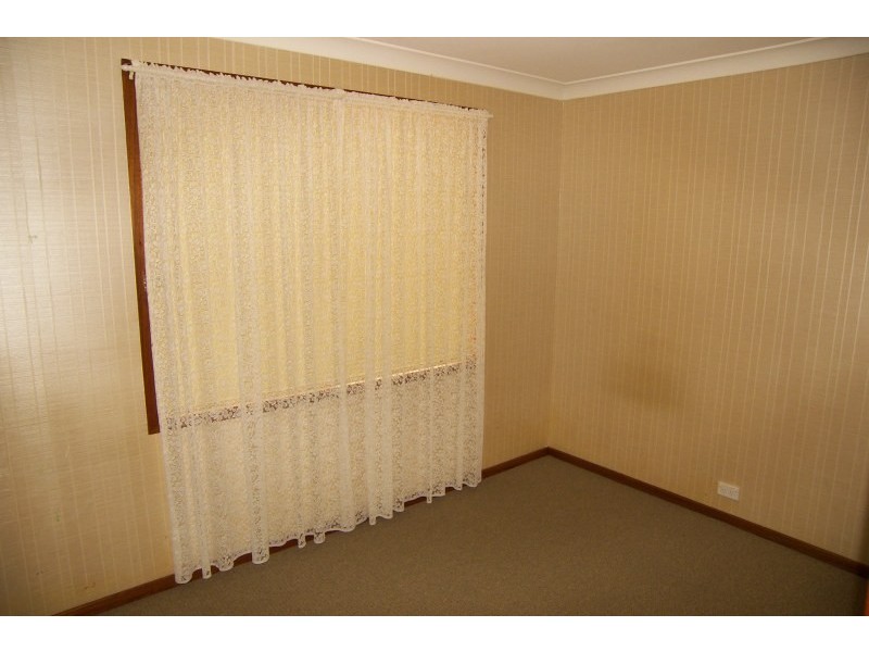 8 Lucas Drive, Horsley NSW 2530