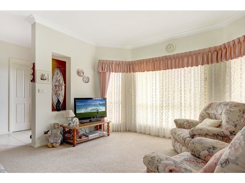 6 Grantham Close, Kanahooka NSW 2530