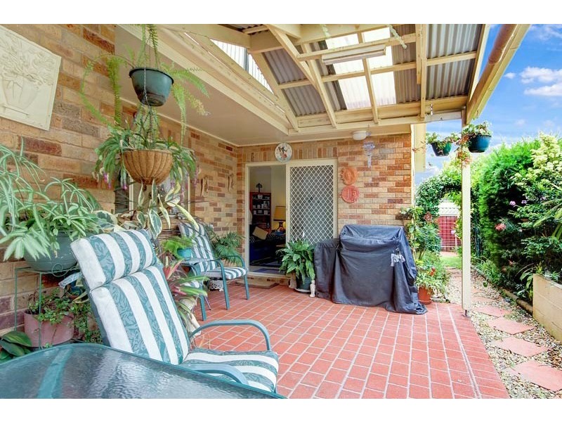 6 Grantham Close, Kanahooka NSW 2530