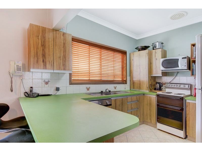 15 Kapooka Avenue, Dapto NSW 2530