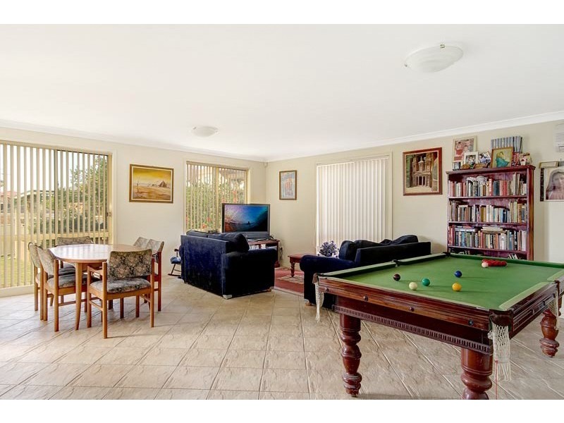 3 Orpheus Close, Kanahooka NSW 2530