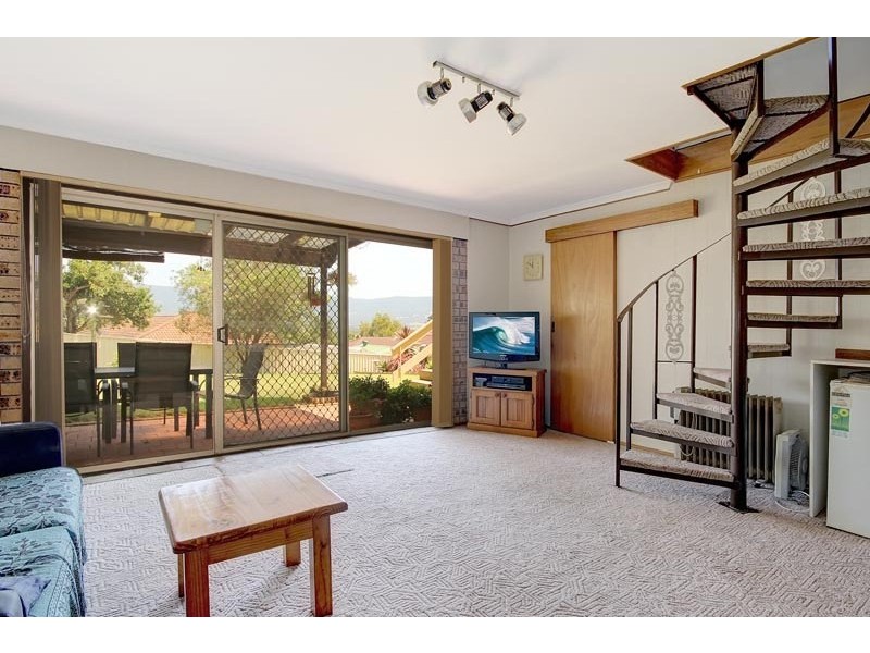 12 Bright Parade, Dapto NSW 2530