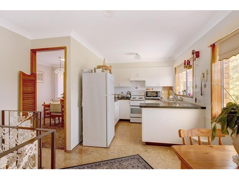 12 Bright Parade, Dapto NSW 2530