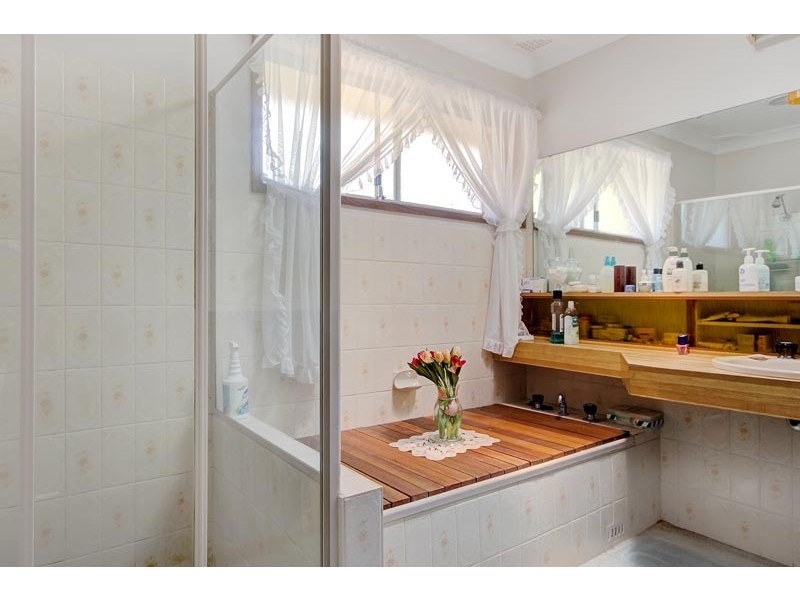 12 Bright Parade, Dapto NSW 2530