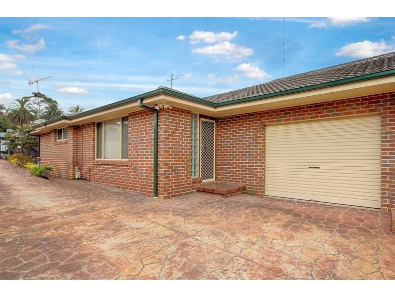 1/18 Rowland Avenue, Wollongong NSW 2500
