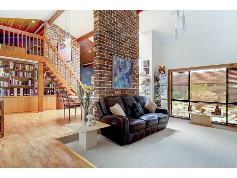 48 Huxley Drive, Horsley NSW 2530